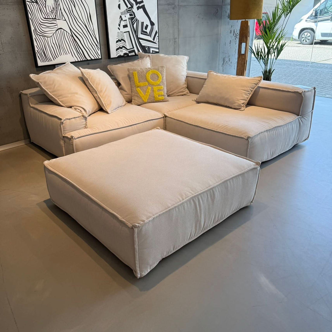 Wohnzimmer-Stile 2026 — und welches Sofa dazu passt