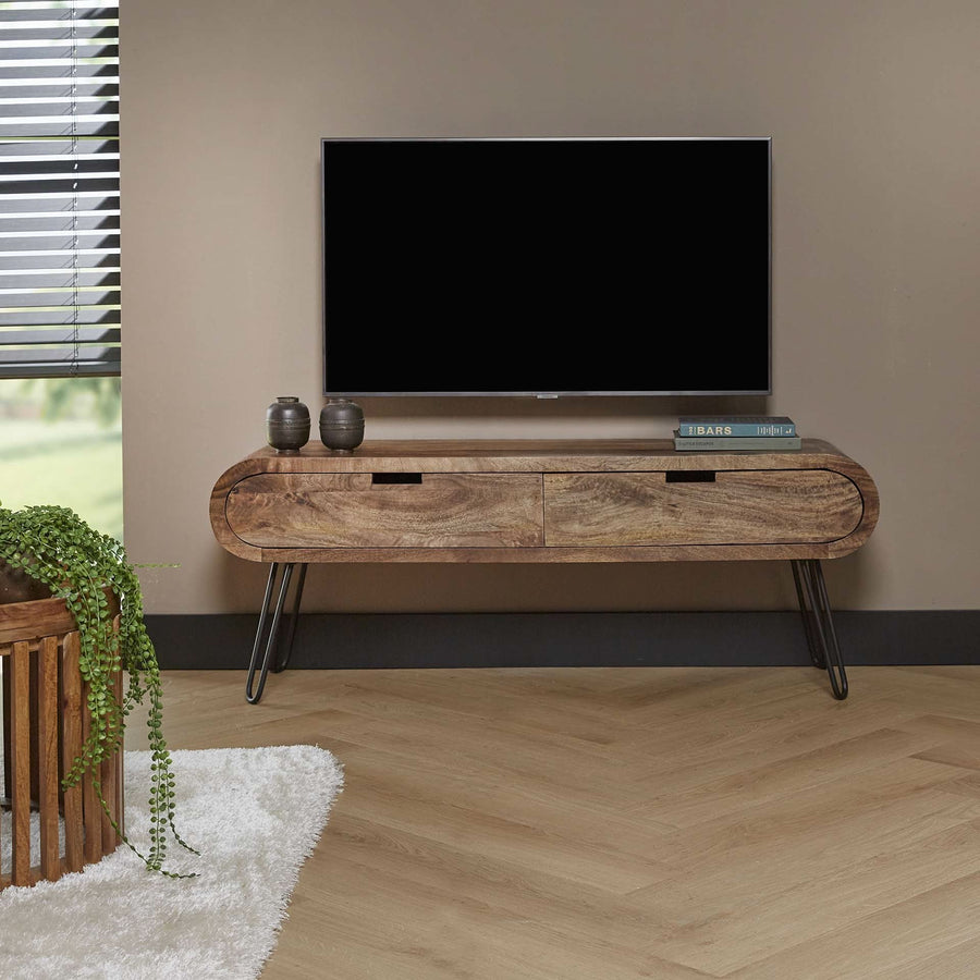 TV-Möbel 2 Schublade 135 barrel – Massif mango Sandfarbe von Sofa4You