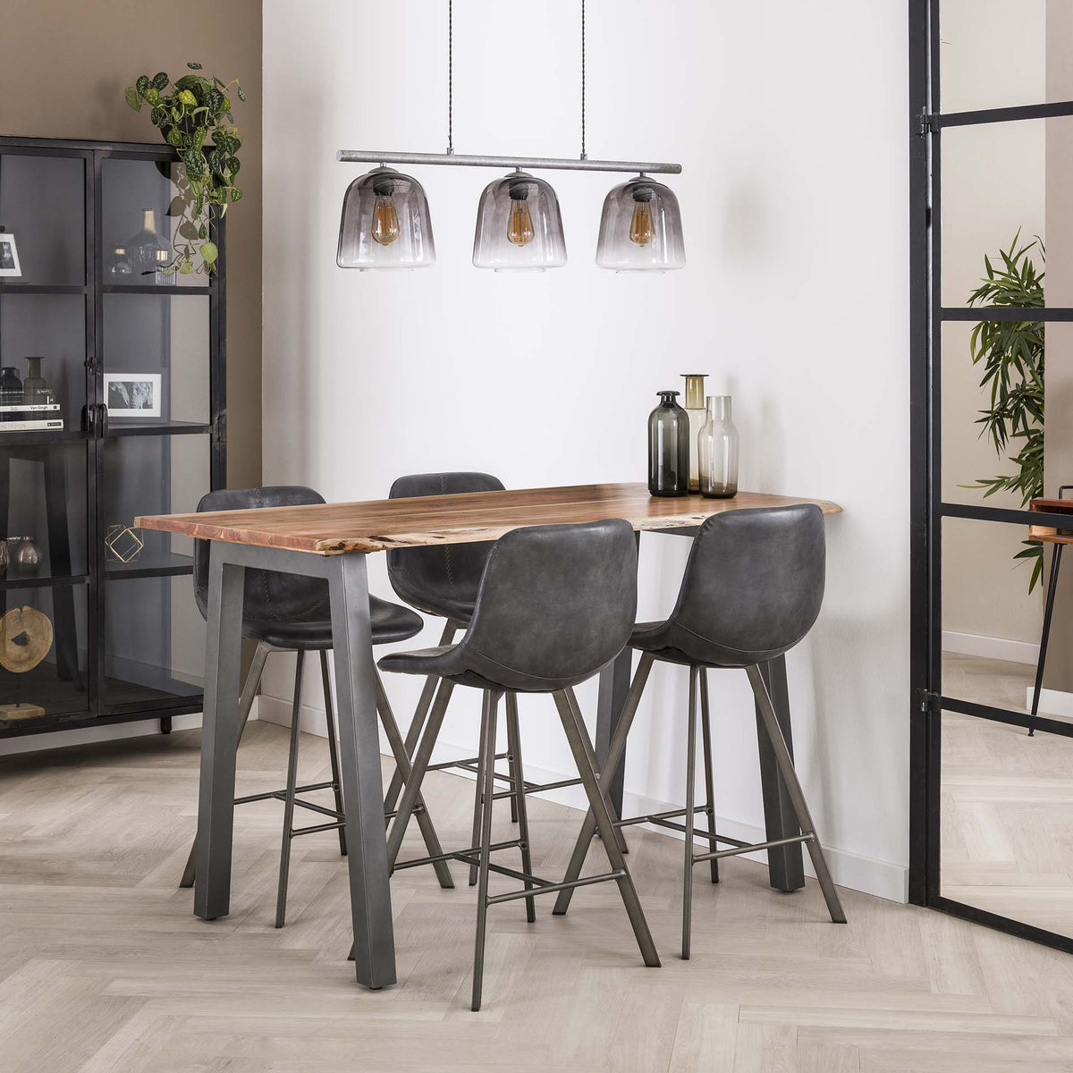 Stehtisch 147 edge 25mm – Massiv Akazie Natur – Ansicht 2