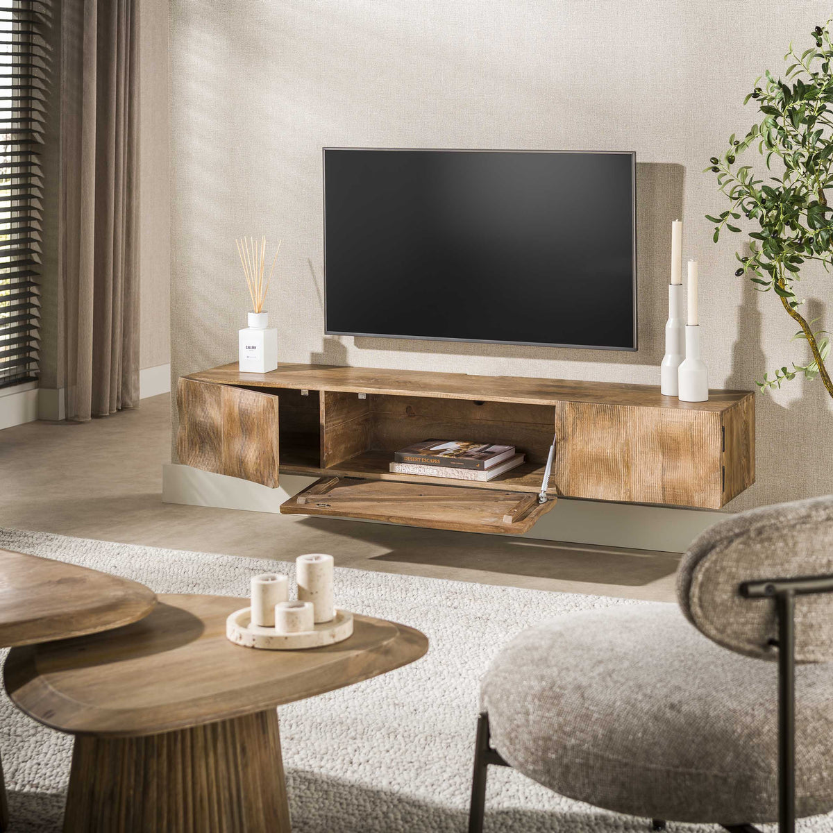 TV-Möbel mit Wellenfront, 160 cm – Mango massiv, Sand – Ansicht 2
