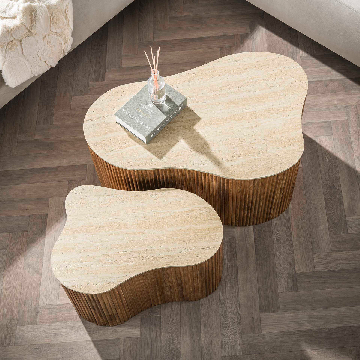 Couchtisch 2er-Set Kleeblatt-Form – Mangoholz massiv, Sand