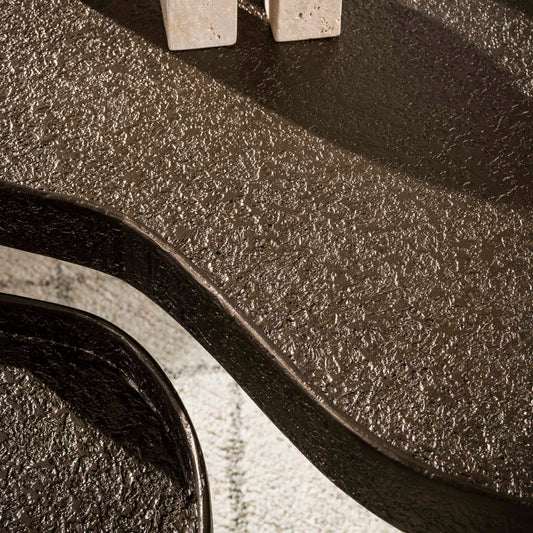 Konturförmiger Couchtisch, 2er-Set / Bronze-Flüssigmetall