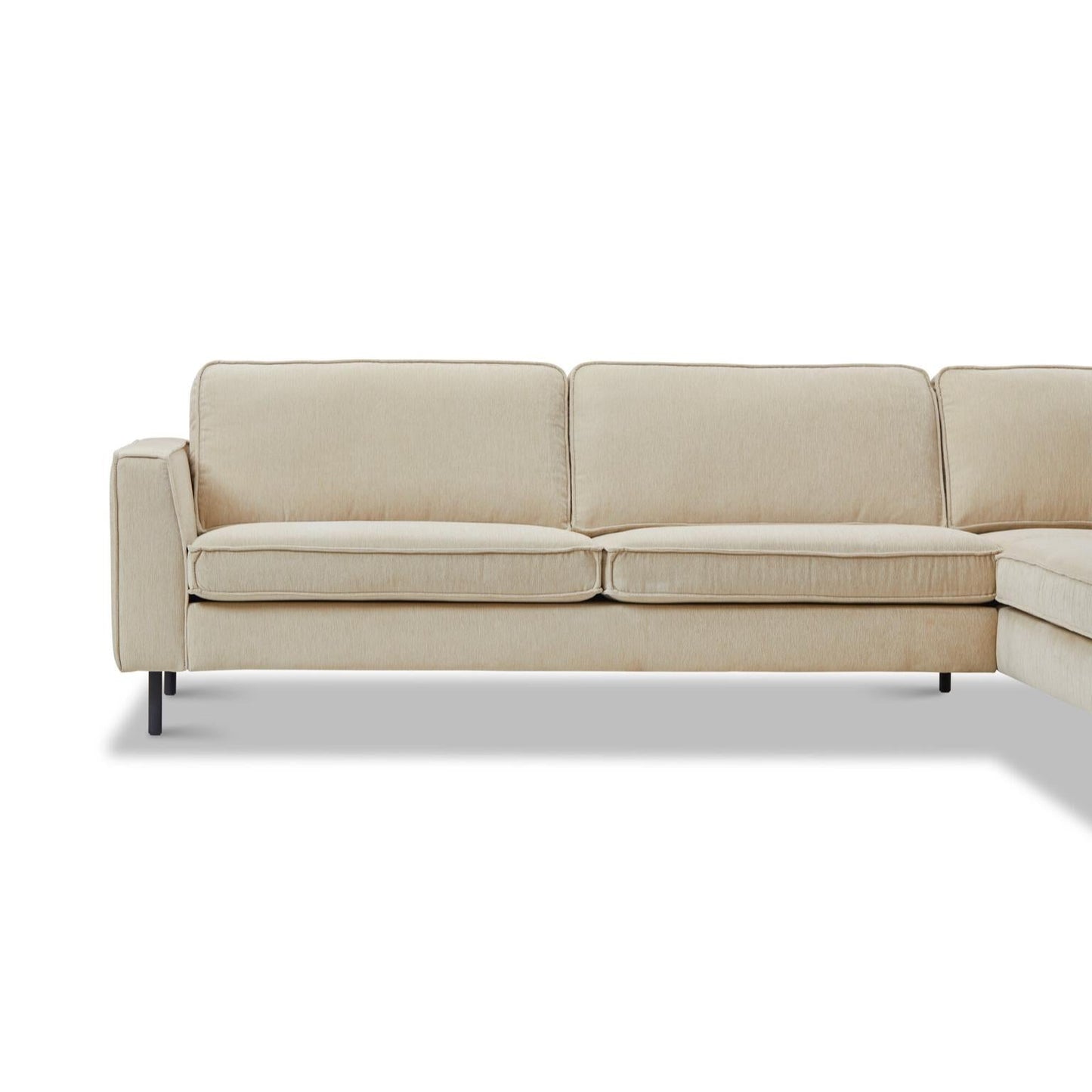 Detailansicht der Sitzfläche vom Sofa Luis – hochwertige Verarbeitung mit HR-Schaum und strapazierfähigem Bezug.