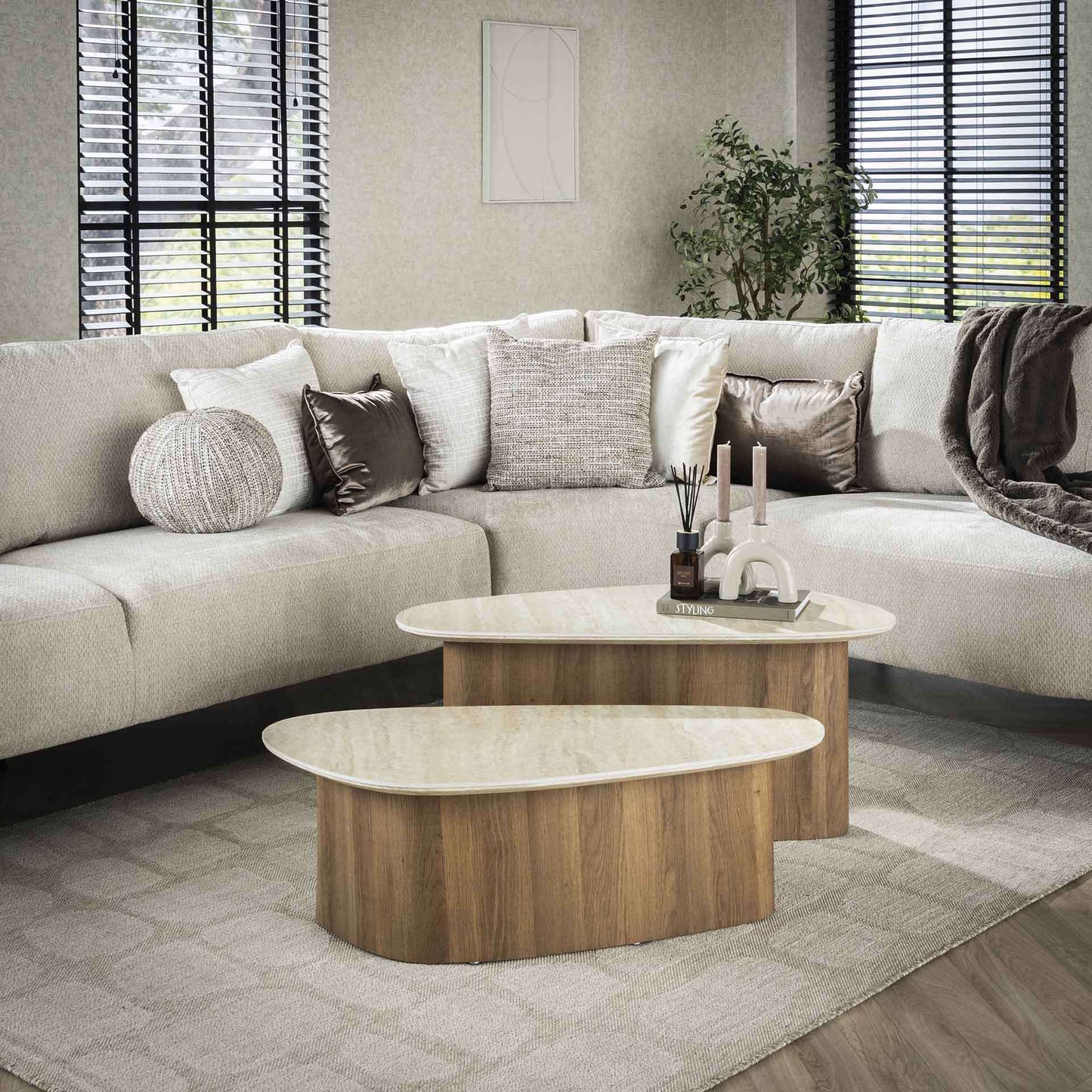 Couchtisch-Set/2 Romano dreieckig