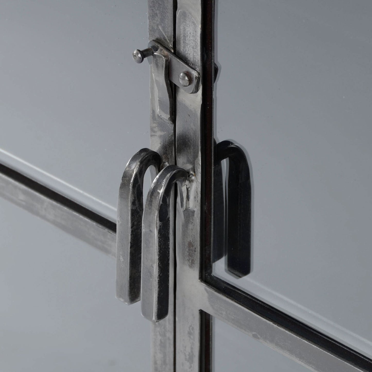 Sideboard Rift metal 4 TÇ¬ren / Gun metal
