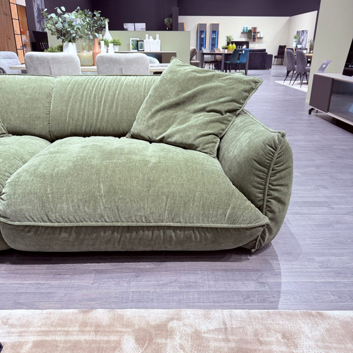 Fluffy Bigsofa