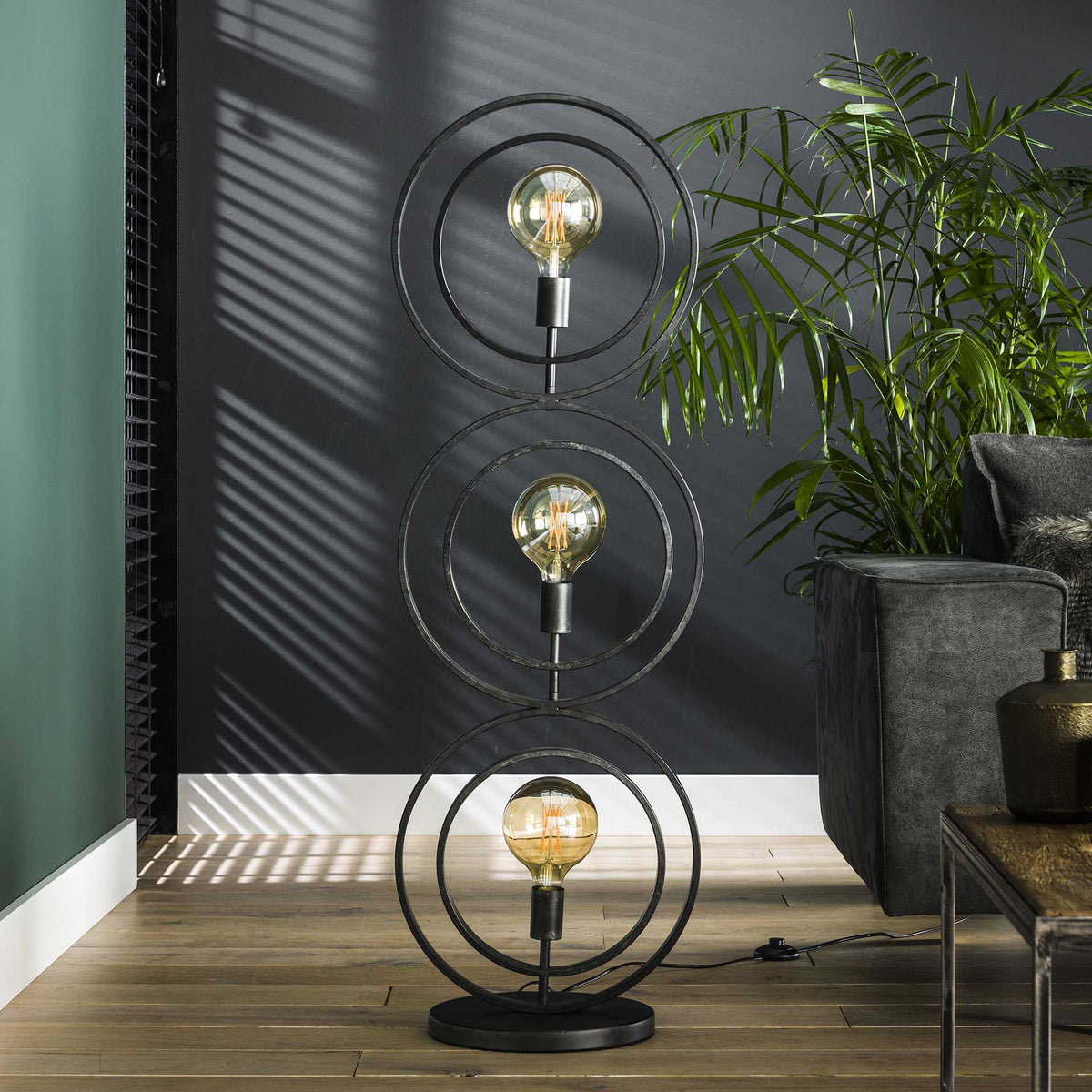 Stehlampe 3L Turn around – Ansicht 2
