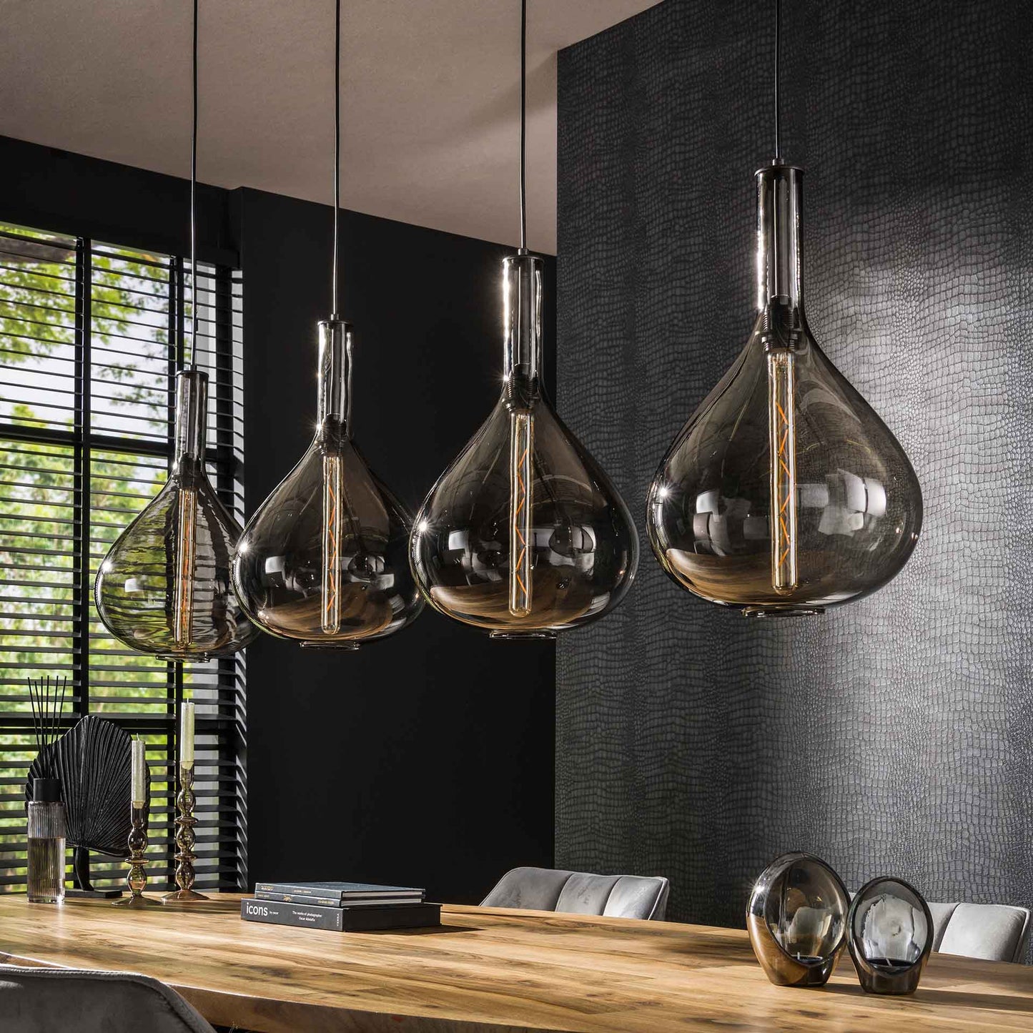 Hängelampe 4L drop glass/Artic schwarz