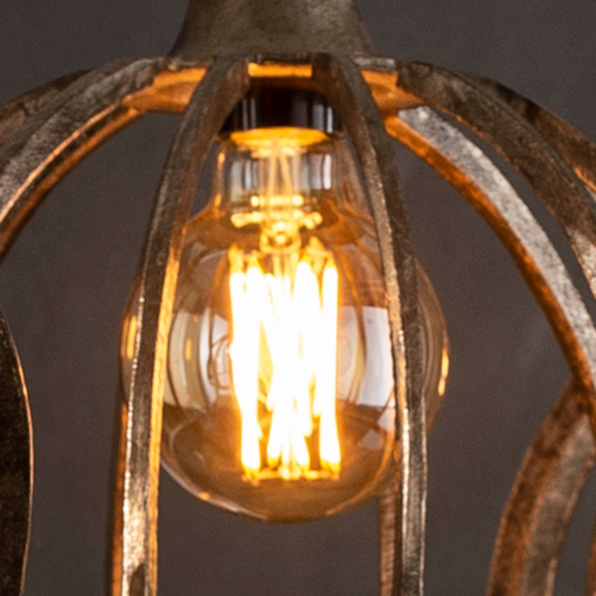 LED-Leuchtmittel Filament Kugel Ø 9,5 cm – Bernsteinglas