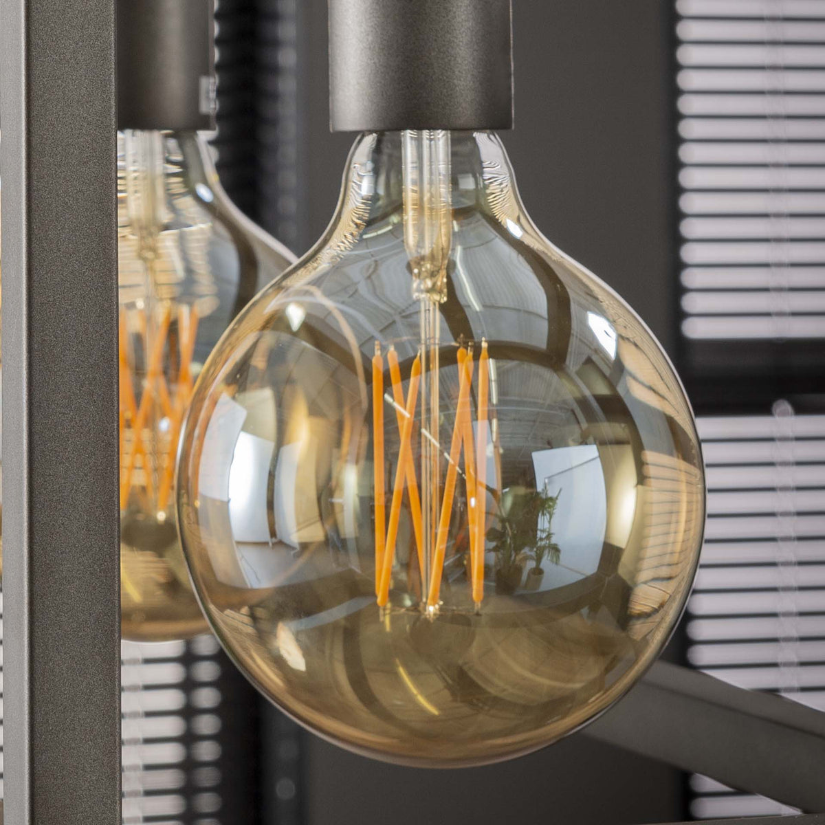 Glühlampe LED Filament Globus 12 5 - E27 6W 2100K 450lm dimmbar – Ansicht 2