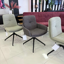 Design Essgruppe 6-tlg. – Bank + 5 drehbare Stühle (Cord & Webstoff)