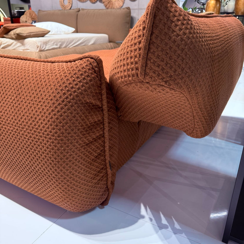 Fluffy Bigsofa mit Schlaffunktion