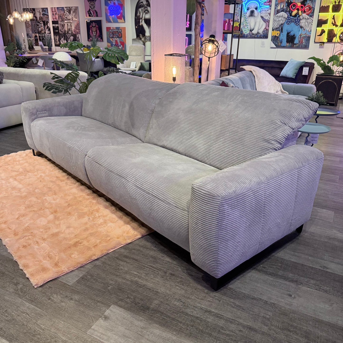 Toni Bigsofa