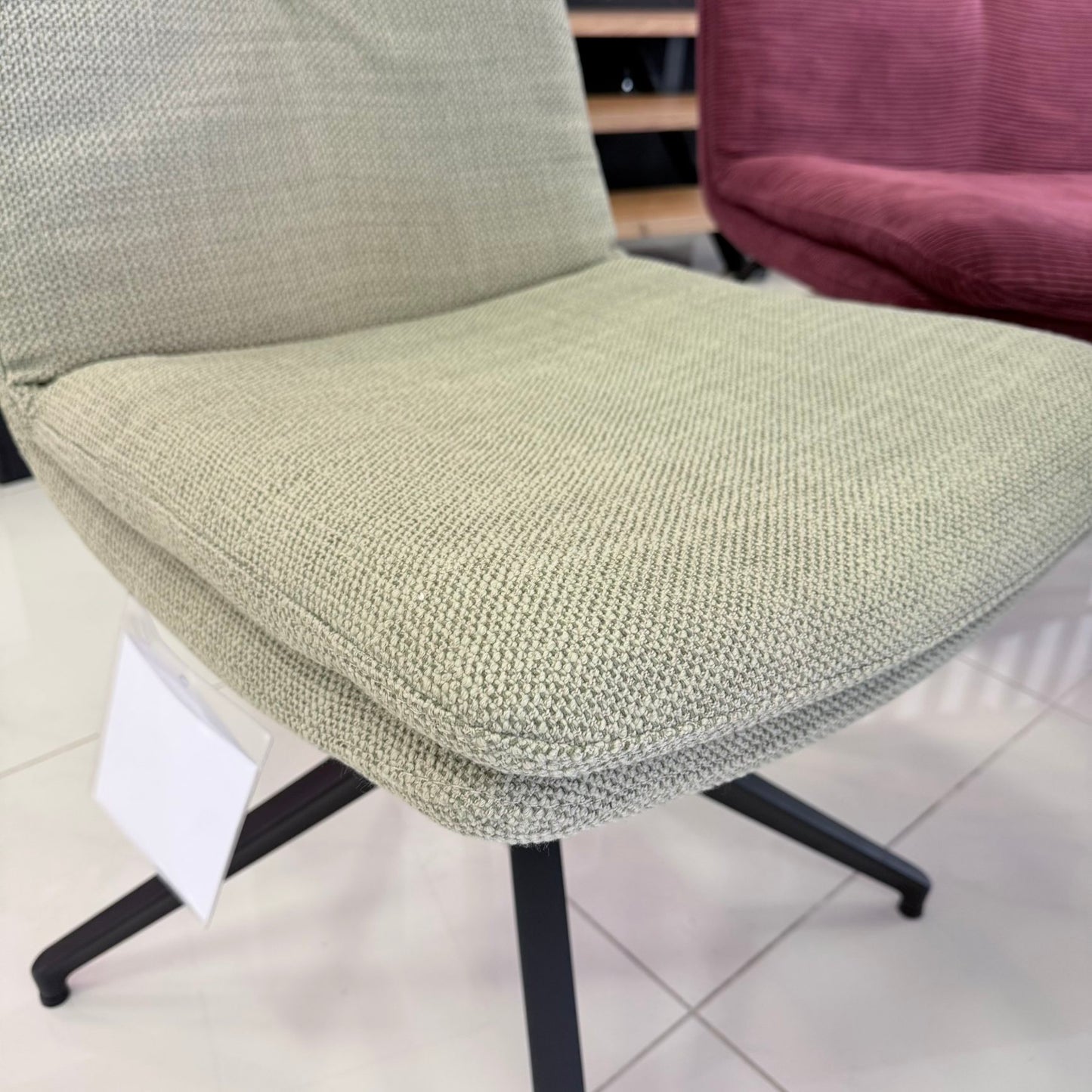 Design Essgruppe 6-tlg. – Bank + 5 drehbare Stühle (Cord & Webstoff)