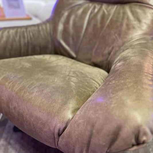 Christine Sessel ohne Hocker