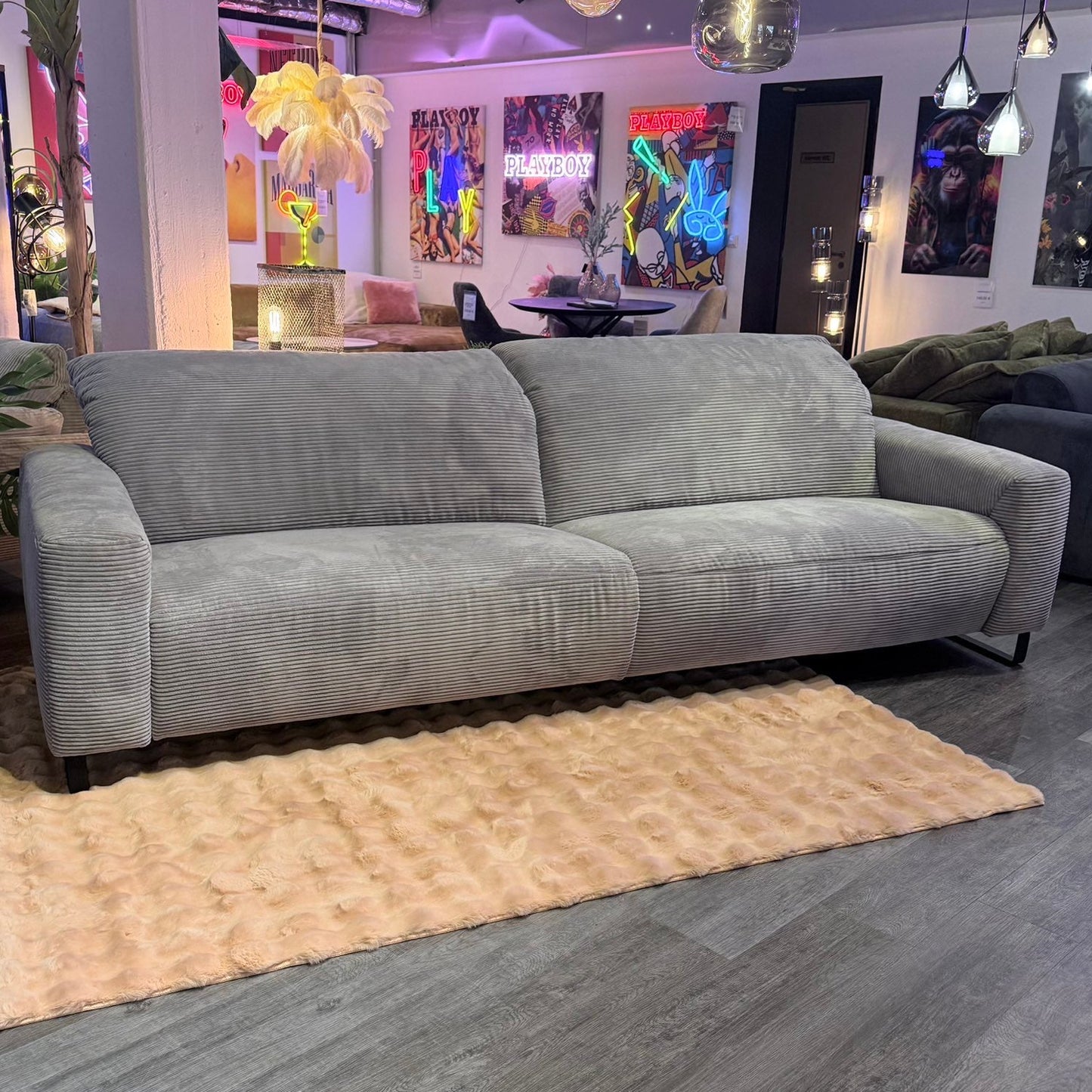 Toni Bigsofa