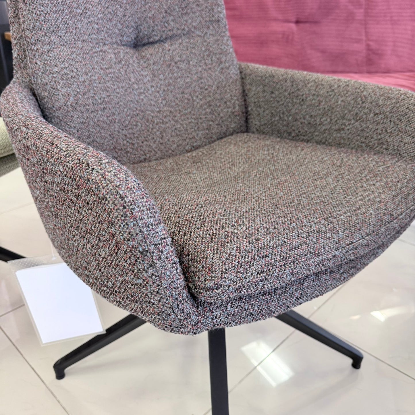 Design Essgruppe 6-tlg. – Bank + 5 drehbare Stühle (Cord & Webstoff)