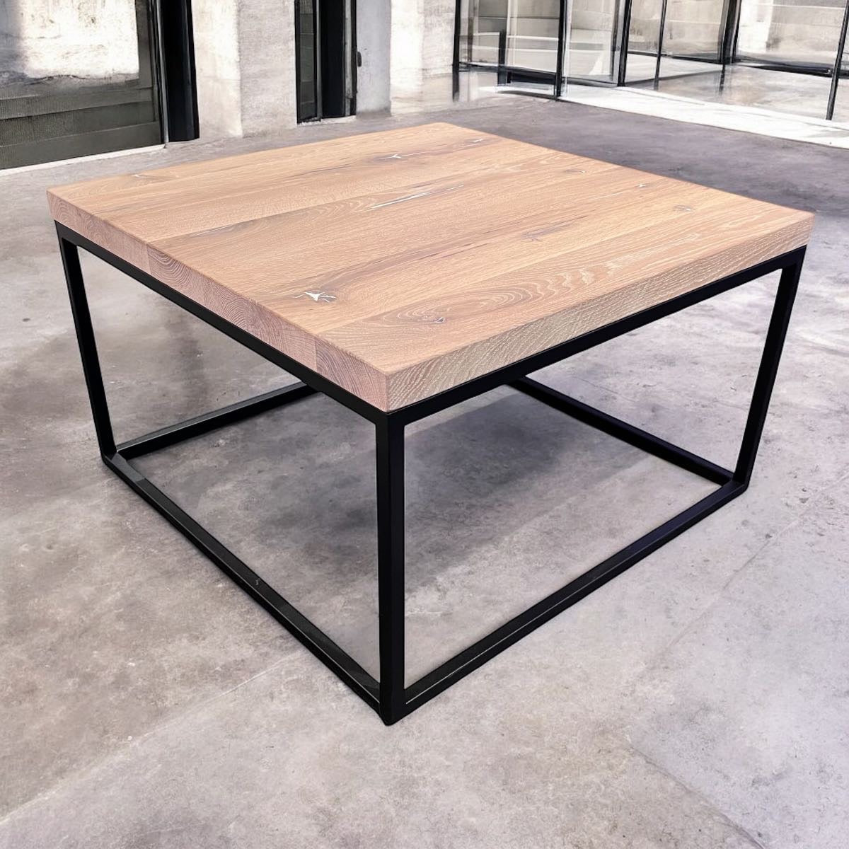 Couchtisch Eiche - gerade Kante - 70x70cm