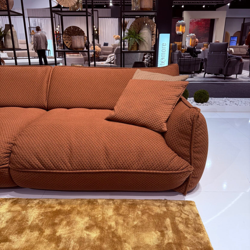 Fluffy Bigsofa mit Schlaffunktion
