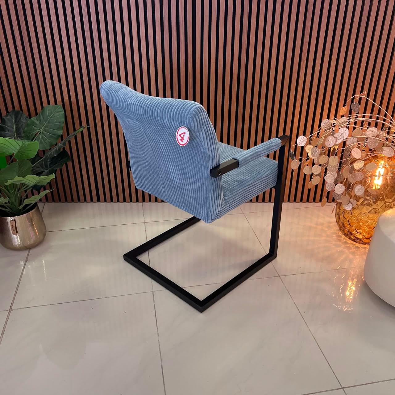 Ric Armlehnenstuhl - Wunschstoff