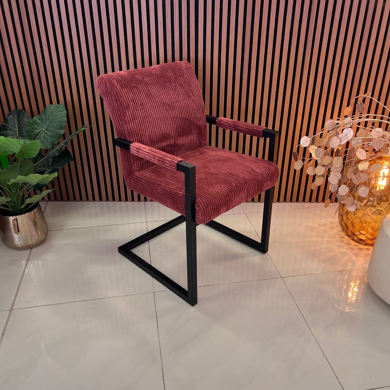 Ric Armlehnenstuhl - Wunschstoff