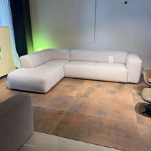 Chiodo – 312x219cm