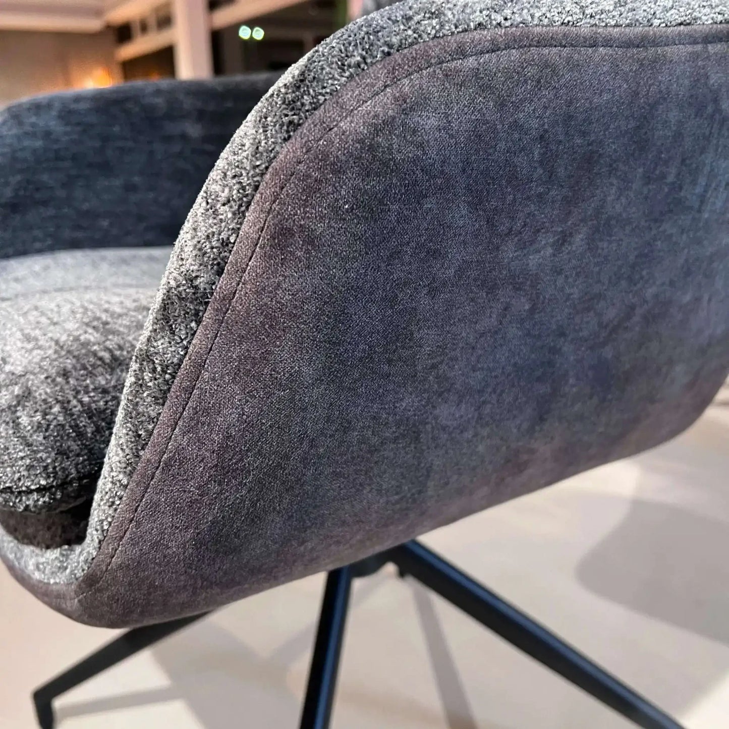 Dave Drehstuhl mit Armlehne - Charcoal Grey