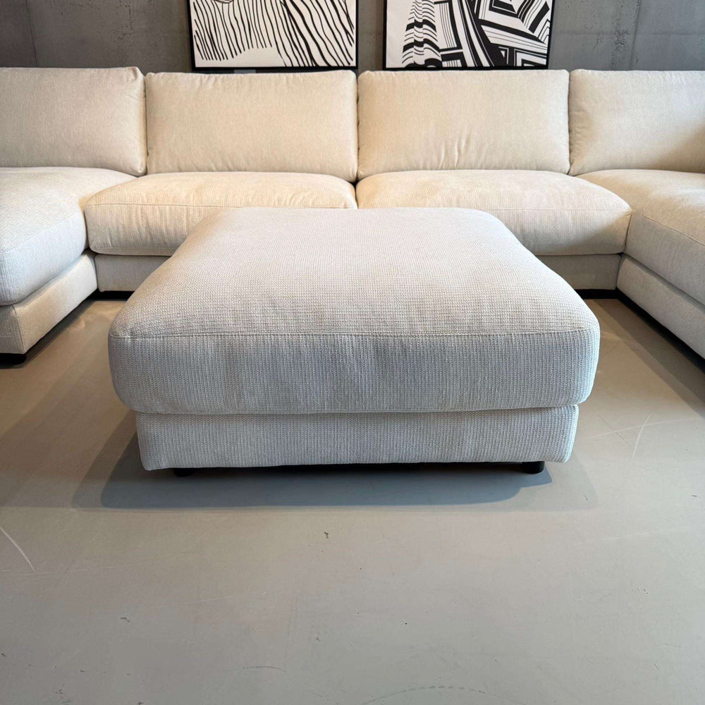 Cozy Hocker