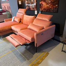 Ecksofa Linna - 226 x 144 cm - elektrisches Fußstütze