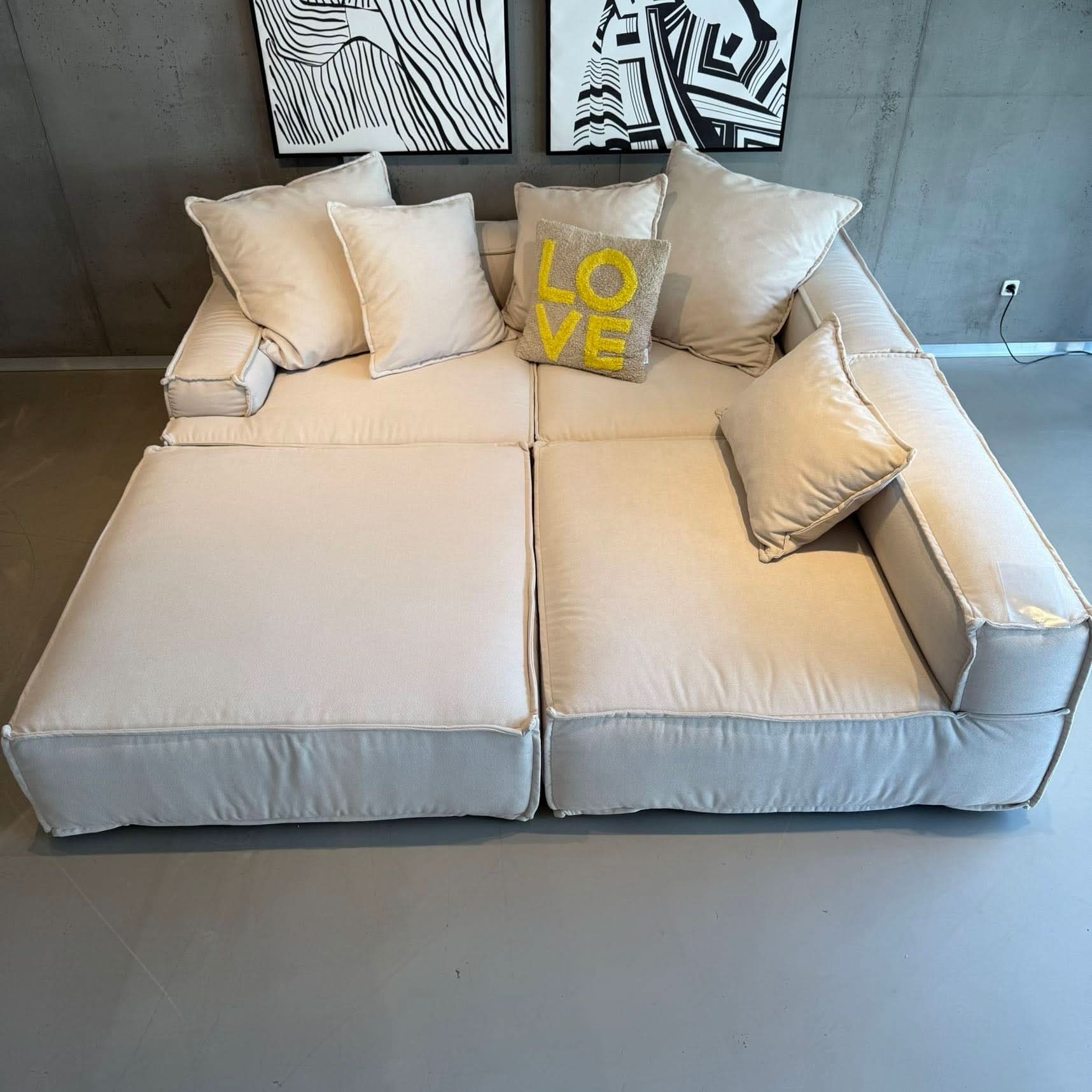 Ecksofa Poppy 220x220cm inkl. Hocker