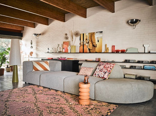 Gestreiftes Samtkissen