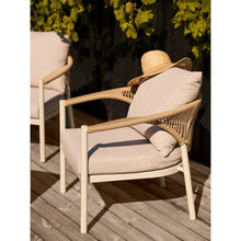 Abela Outdoor Lounge set