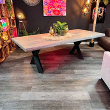 Esstisch Eiche - Nature Line - 6cm - Stern X - natürliche Baumkante