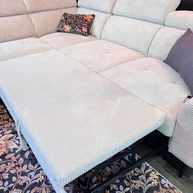 Salto Ecksofa - 262x232cm - Breitcord - Schlafsofa