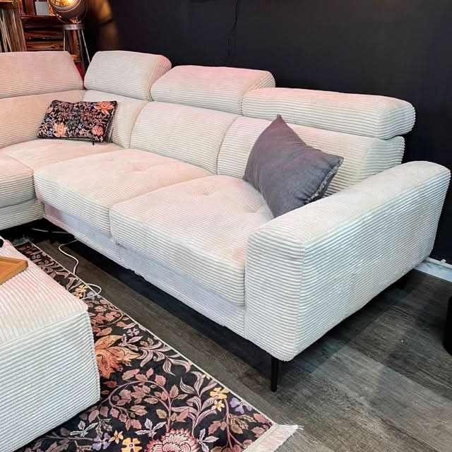 Salto Ecksofa - 262x232cm - Breitcord - Schlafsofa