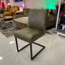 Ferro Stuhl / Armlehnenstuhl / Schwinger - Green - 3 Farben