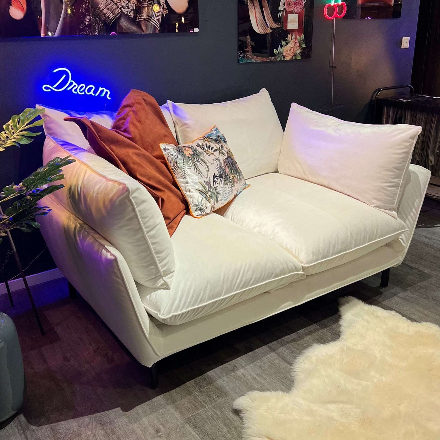 Dean - 2 Sitzer - 170x109cm