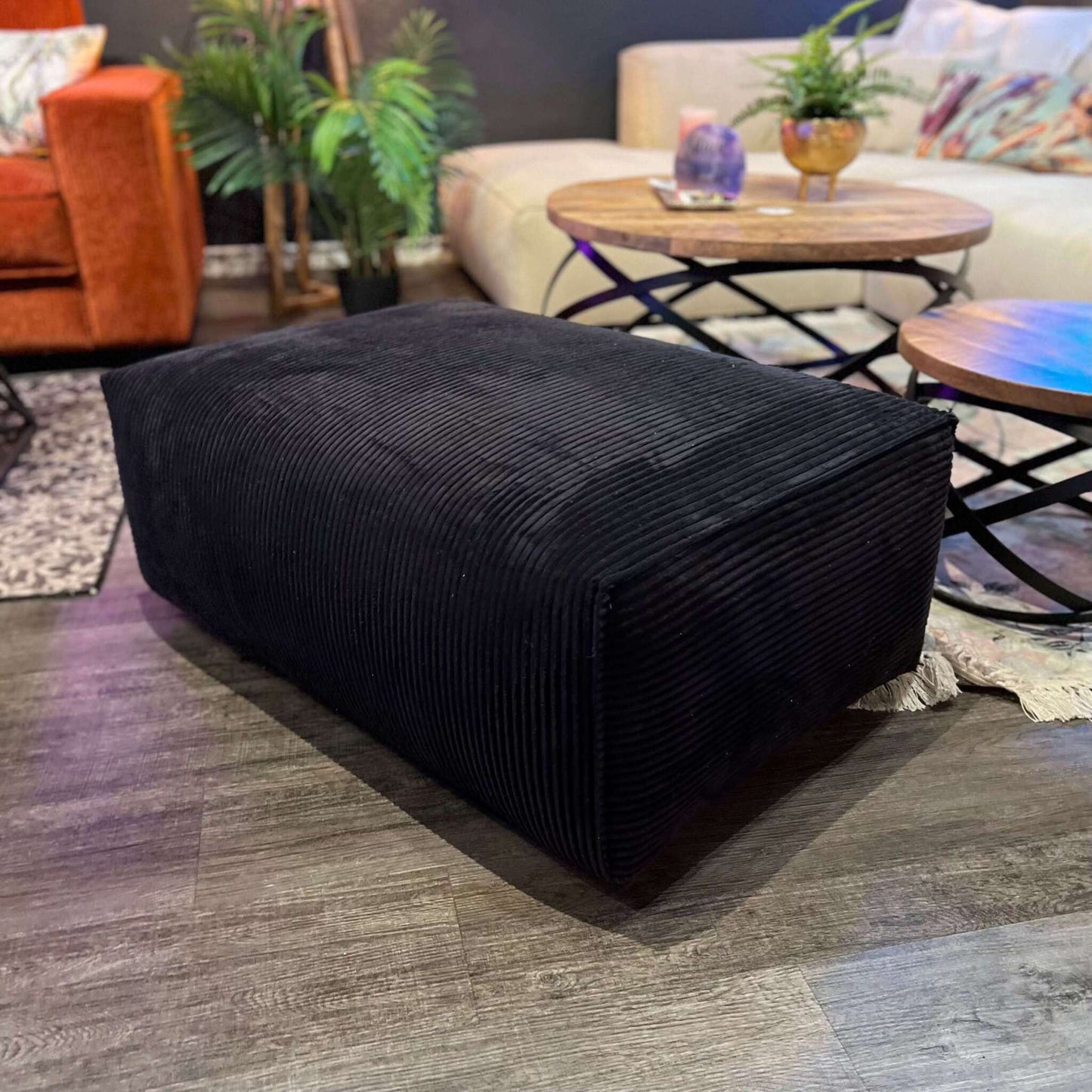 Petite Hocker, Breitcord, schwarz, Wunschmaß