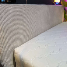 Trikona - Bettrahmen