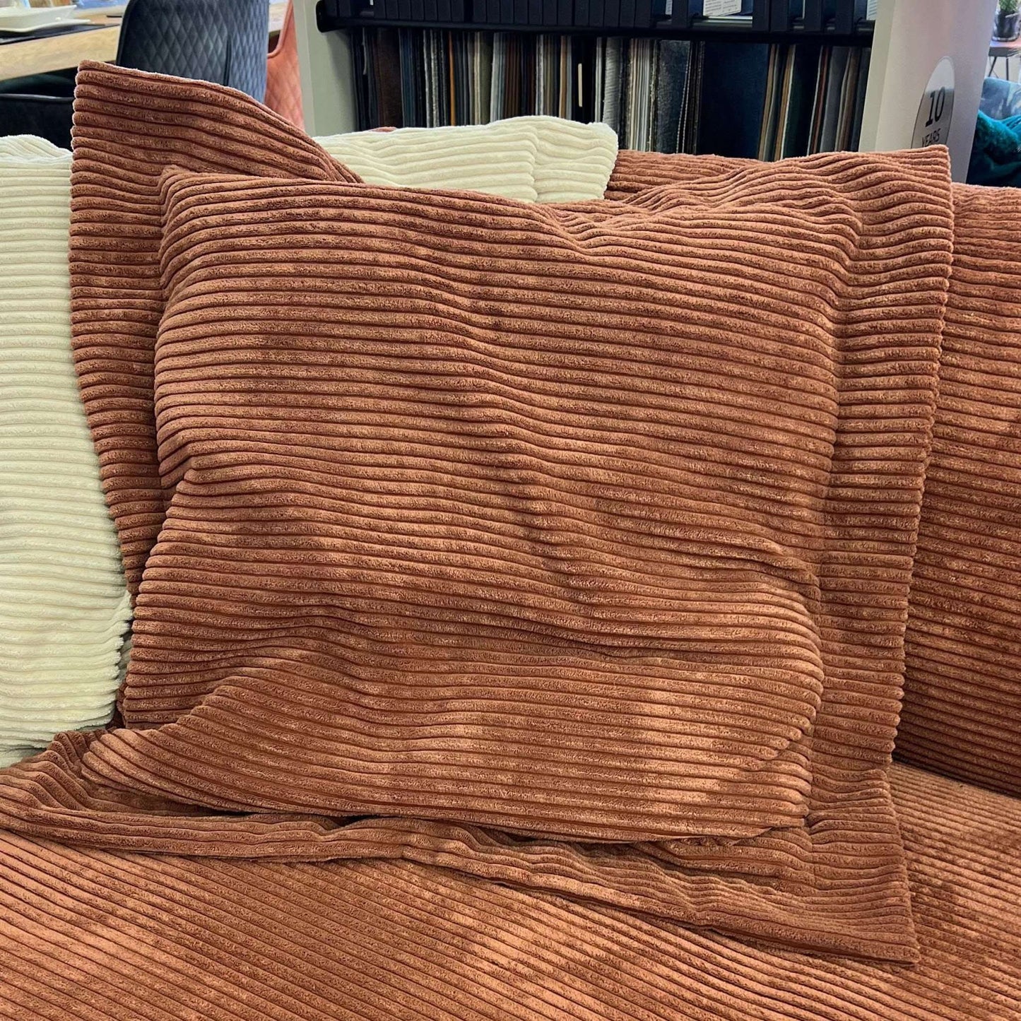 Cozy, City, Dash - Flatterkissen: 75x75cm