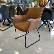 Mike Stuhl - mit Armlehne - Cognac