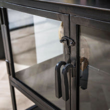 Sideboard Ruff metal