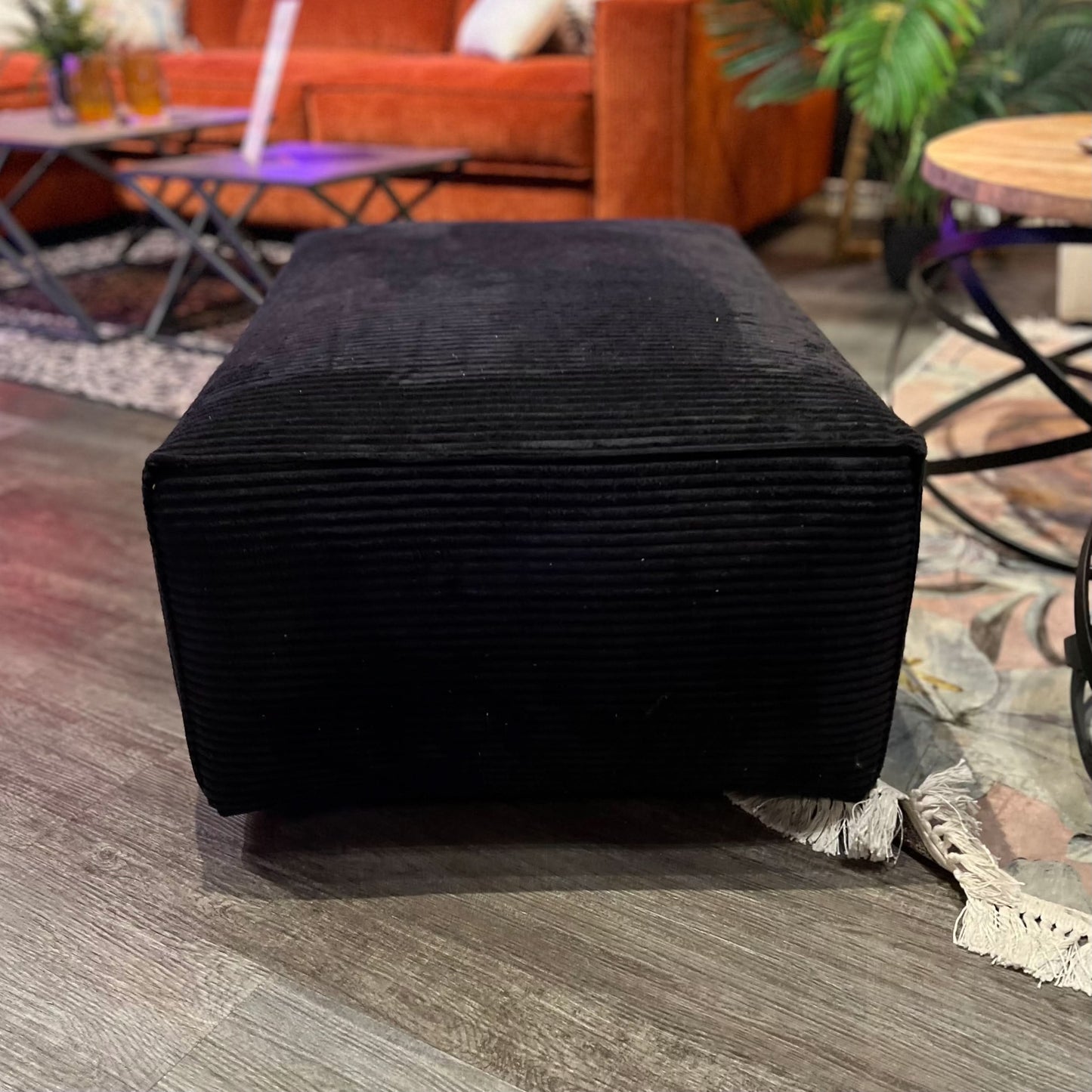 Petite Hocker, Breitcord, schwarz, Wunschmaß